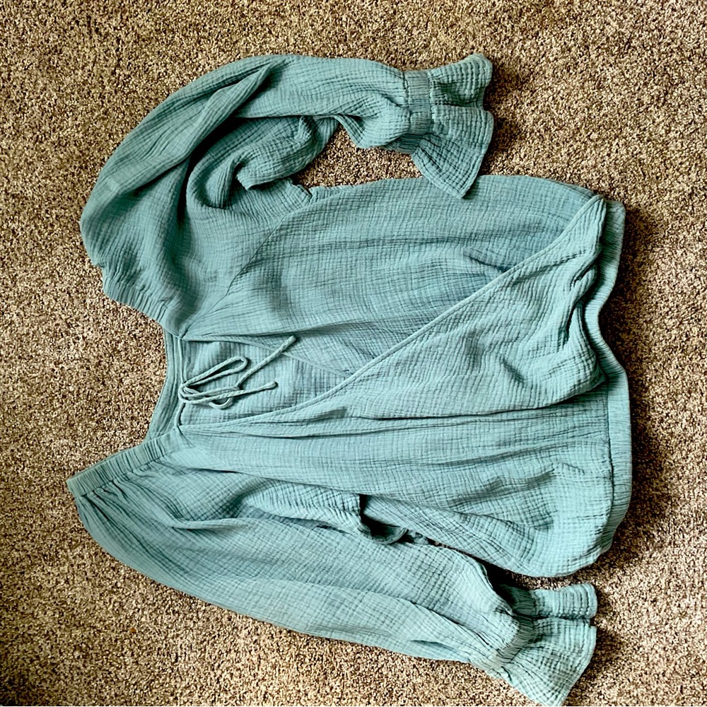 Soft Open Back Top - Picture 2 of 4